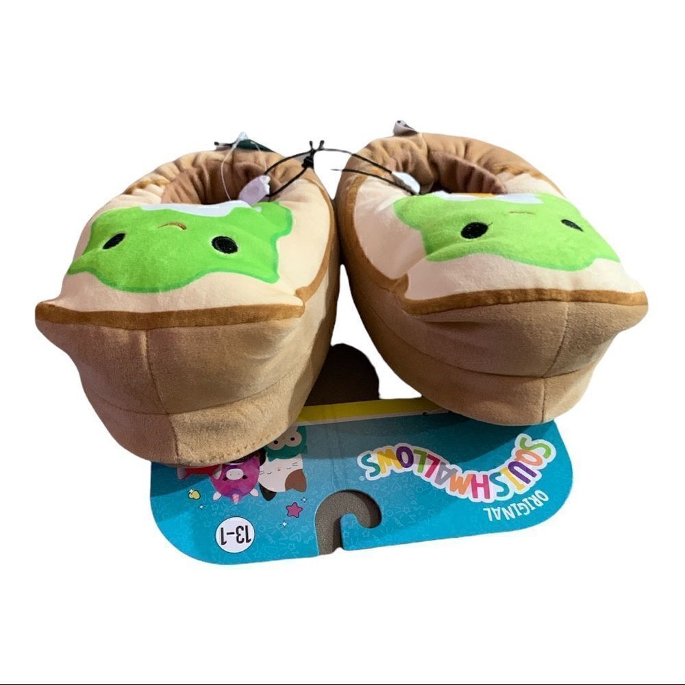 Squishmallow Sinclair Avocado Toast Slippers - Picture 4 of 5